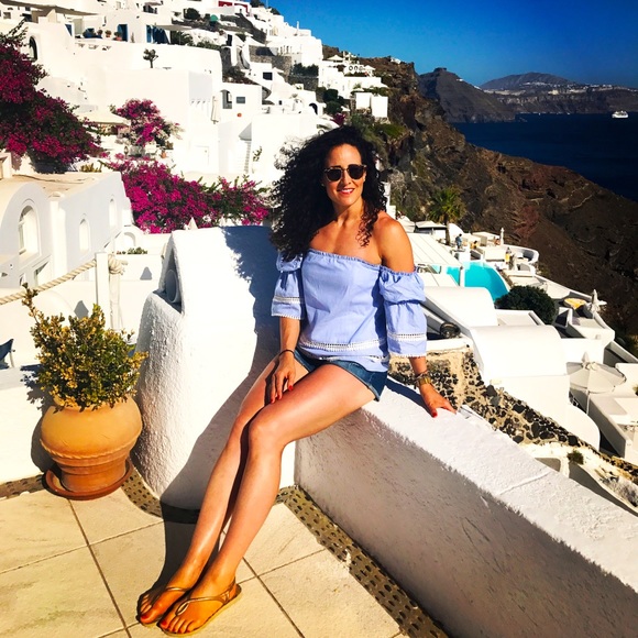 Meet your Posher, Laura - Picture 1 of 1